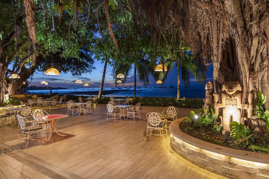 Hotel Tamarindo Diria Beach Resort 餐厅 照片