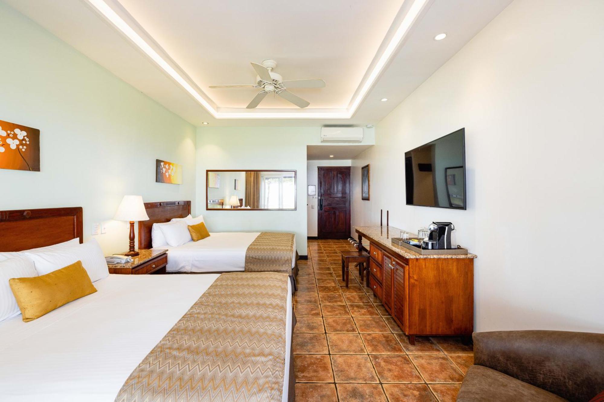 Hotel Tamarindo Diria Beach Resort 客房 照片